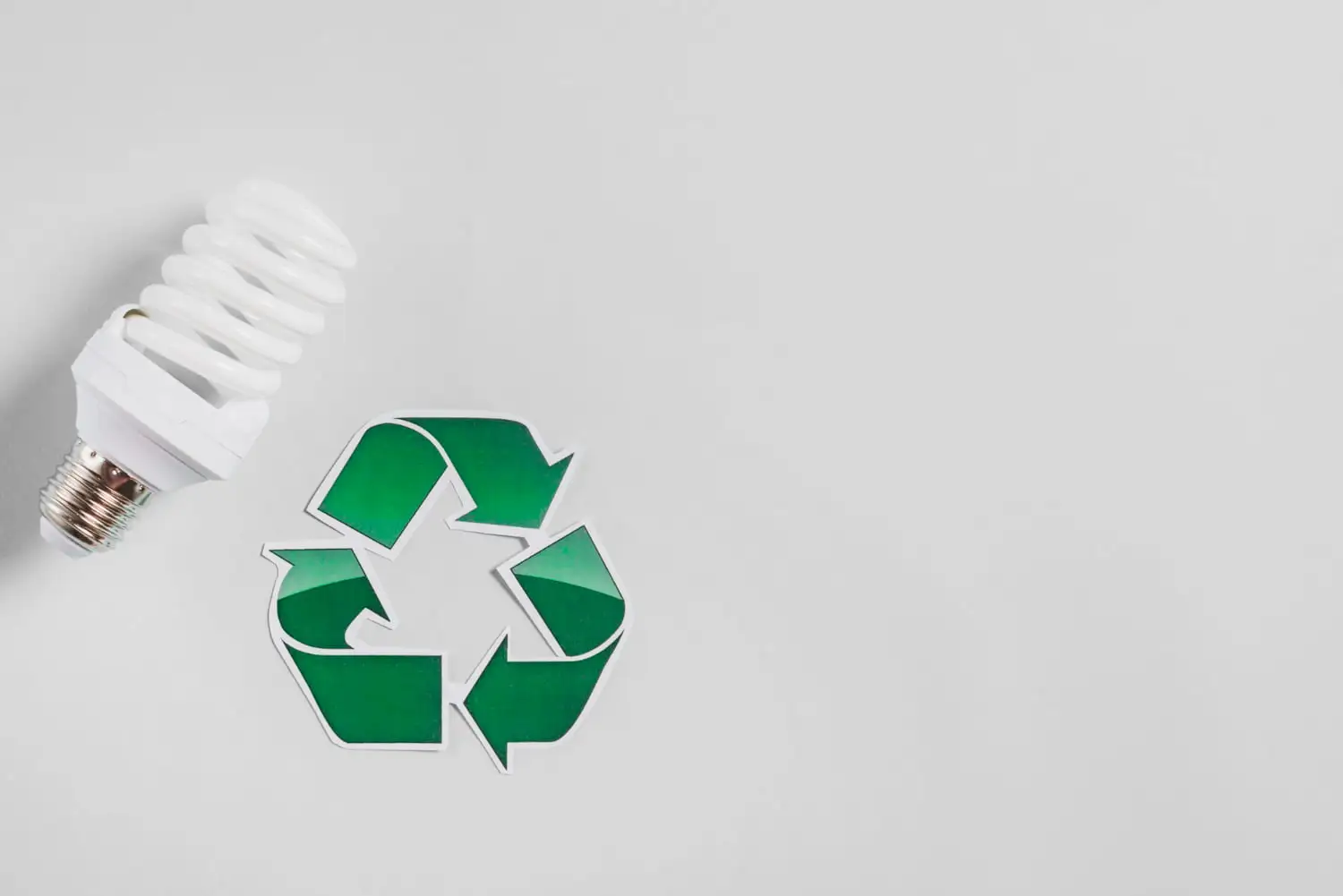 LED電球のリサイクルと廃棄