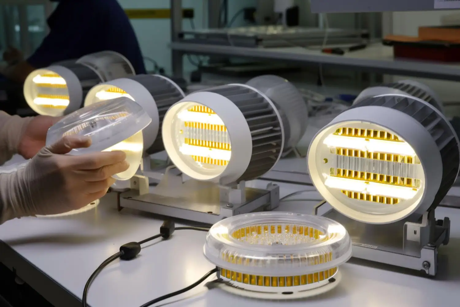 L'avenir de la fabrication de tubes lumineux