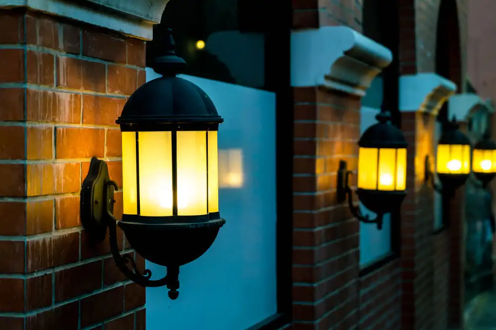 Key Features and Benefits of Solar Downlights for Outdoor